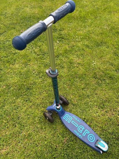 Micro Kid's Adjustable Height scooter