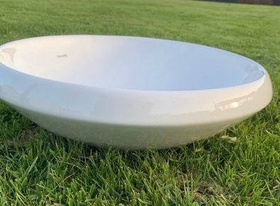 Round wash basin