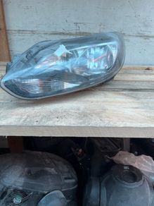 Ford focus headlight