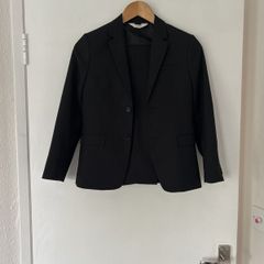 H & M boys black suit
