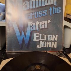 Elton John - Madman ax]cross the Water
