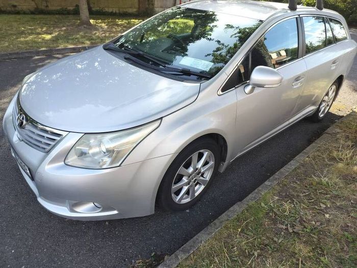2010 Toyota Avensis
