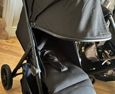 Zummi nuvo compact strollee