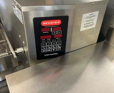 Pizza oven