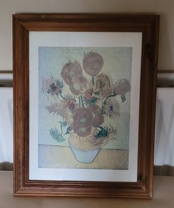 Free Wooden Picture Frame with Sunflower Print