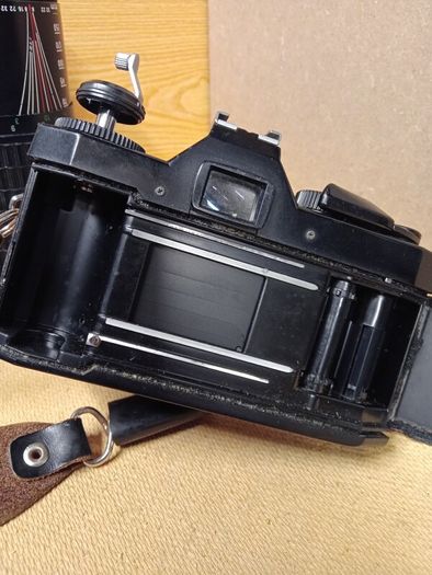 COSINA  CT-1  / 35mm Vintage Film Camera (1980s)