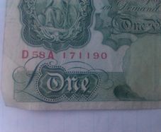 Bank of England. One Pond Note. Peppiatt.  (Price Reduction).