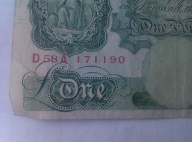 Bank of England. One Pond Note. Peppiatt.  (Price Reduction).