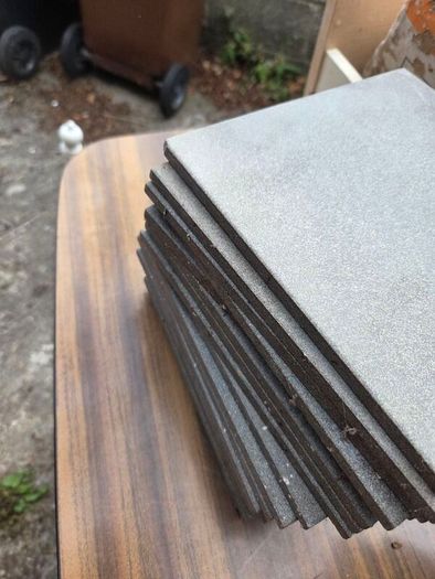 Stone floor tiles