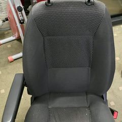 Captain seat