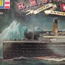 Titanic model building kit Image 3