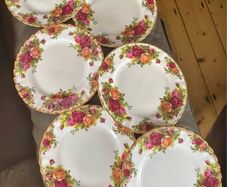 Royal Albert Old Country Roses Plates