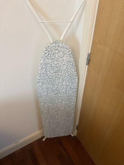 Ikea Ruter Ironing Board
