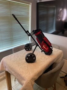 Nike Toddler / Kids 4-6 yrs Beginner Golf Bag & Trolley