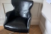 Beautiful Leather Office Swivel Chair
