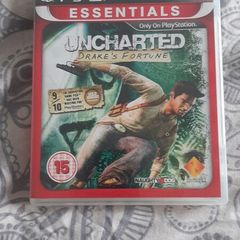 uncharted drakes fortune (PS3 essentials)
