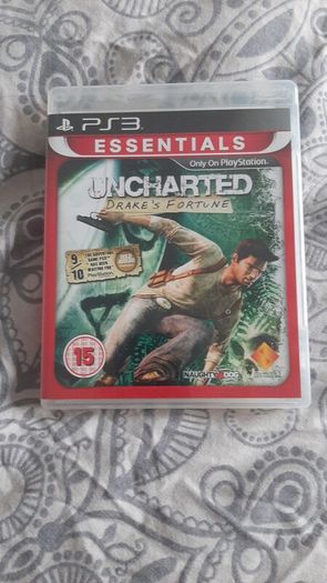 uncharted drakes fortune (PS3 essentials)