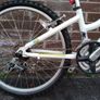 Girls bicycle Image 3