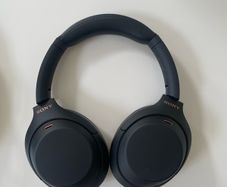 Sony WH-1000XM4 Wireless Noise Cancelling Headphones