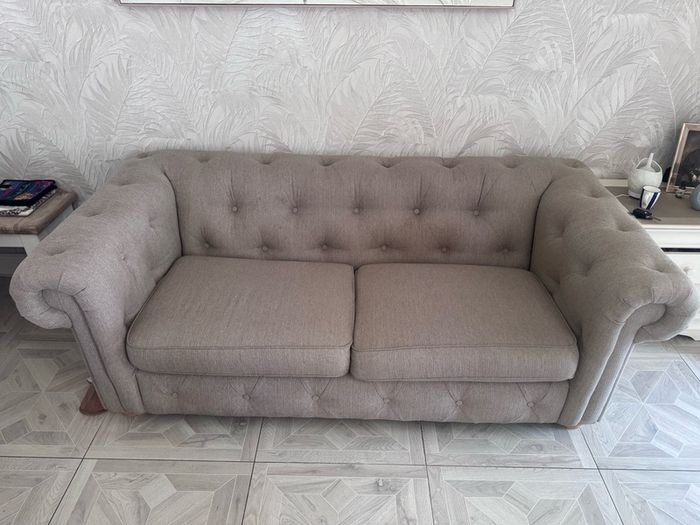 Sofa set