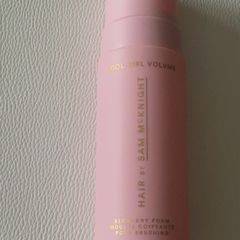 Hair by Sam McKnight cool girl volume blow dry foam 150ml