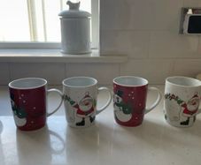 christmas cups