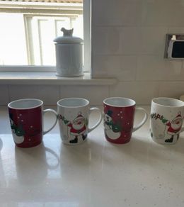christmas cups