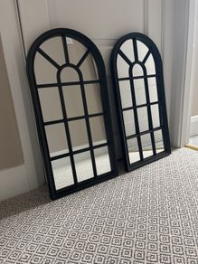Decorative wall mirrors