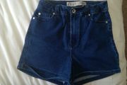 Denim shorts size uk 6/8
