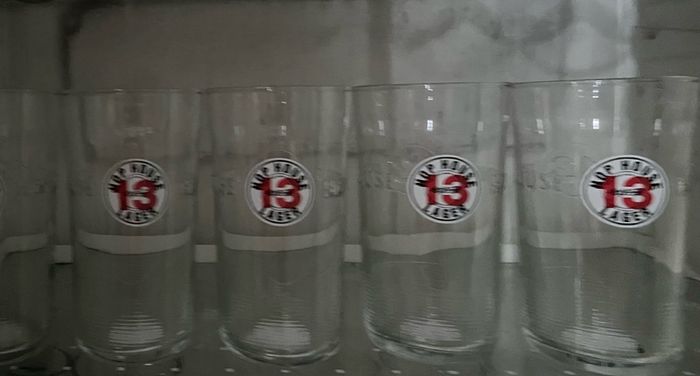 Samuel Adams Boston Lager Beer Pint Glass bulmers Tiger beer Official Pint Glass guinness hop house 13 Heineken Carlsberg coors smithwicks orchard thieves Rockshore cider Galway hooker tuborg corona