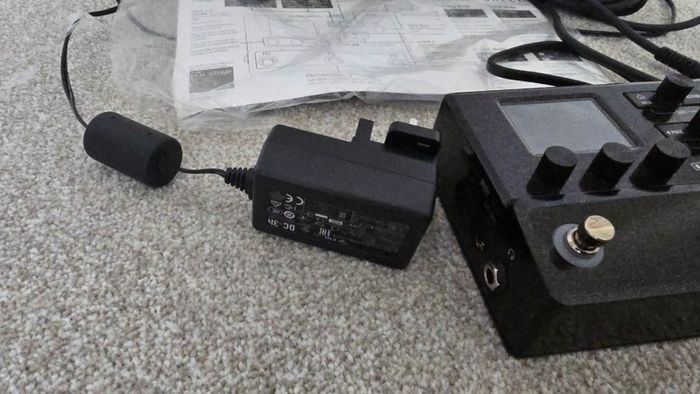 Line 6 Helix Stomp + Mission TT 2 Footswitch