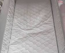 baby cot