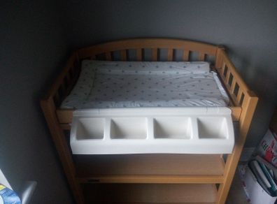 baby changing unit
