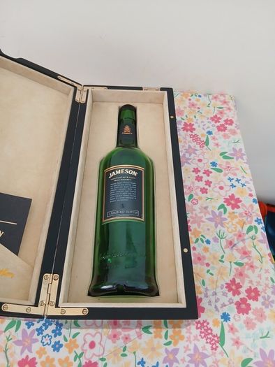 jameson rarest vintage reserve whiskey presentation set