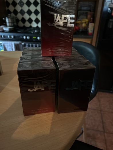 mens eau de toilette