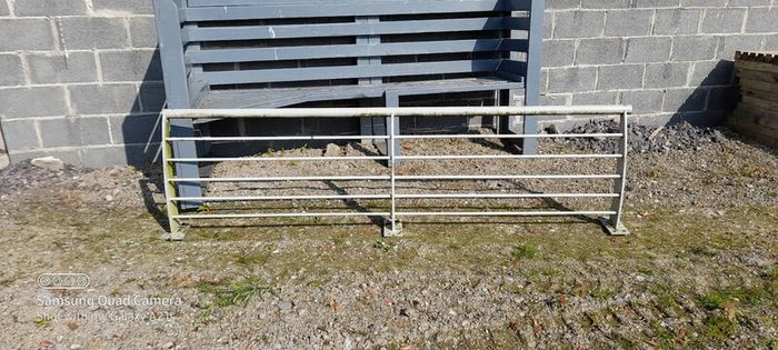 wall railings