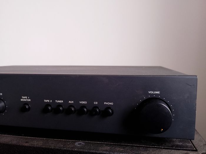 NAD 114 preamp