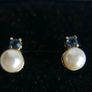 Vintage Pearl & Topaz Stud Earrings in 9ct Yellow Gold Plated Image 4