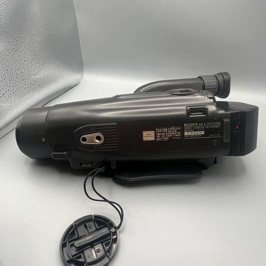 Sony Handycam Video 8 CCD-FX200E PAL Video Camera