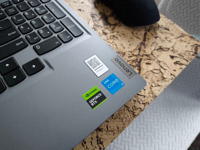 Gaming Laptop Lenovo Loq i5 12450HX 8/12 RTX3050 6gb 95w 16gb Ddr5 512GB Nvme 144hz Win11 Rgb
