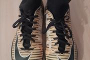 Football boots (astro)
