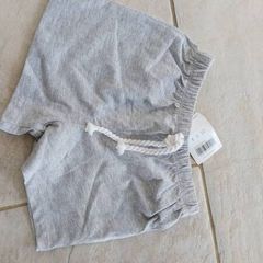 Bnwt 12-18mths girl