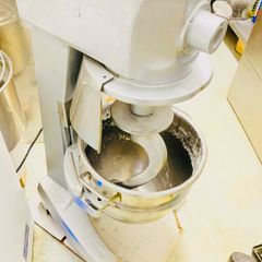 Commercial Heavy-Duty Dough Mixer Used, Fully Working
