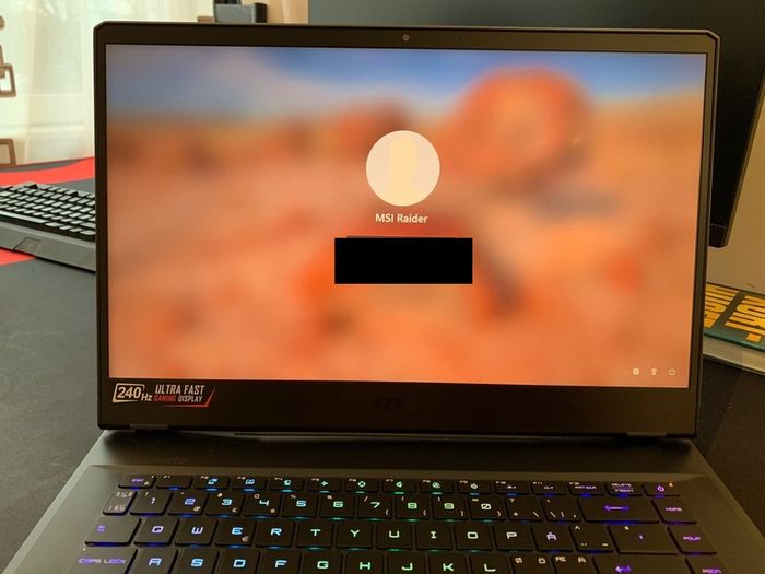 Msi Raider Gaming Laptop / RTX 2070 / i7 5.1Ghz / 2TB HDD / 16GB Ram / 240HZ