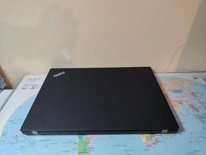 Lenovo ThinkPad T490 Intel i7 8th Gen | 20GB RAM | 256GB SSD | Windows 11 | Office 2021