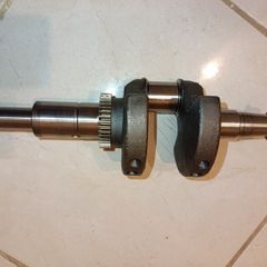 Briggs & Stratton V-Twin Crankshaft 595707 / 699700