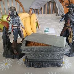Pirates of the Caribbean: Cursed Jack Sparrow vs. Barbossa Deluxe Set