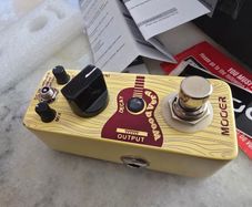 mooer wood verb acoustic guitar reverb pedal