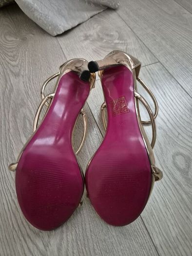Strappy heel sandals