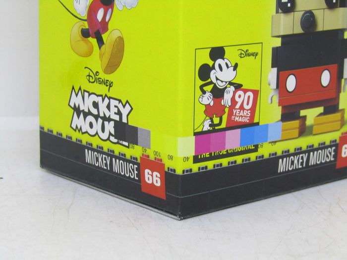 LEGO 41624 Mickey Mouse BrickHeadz Series Super Rare Version Factory Error As You Will See The CMYK Color Bars Around The End Of The Box Brand New in Factory Sealed Box